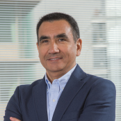 MANUEL<br>MÁNQUEZ